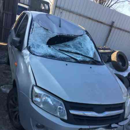 Аварийные автомобили Лада Гранта 2013 выкупили за 200000